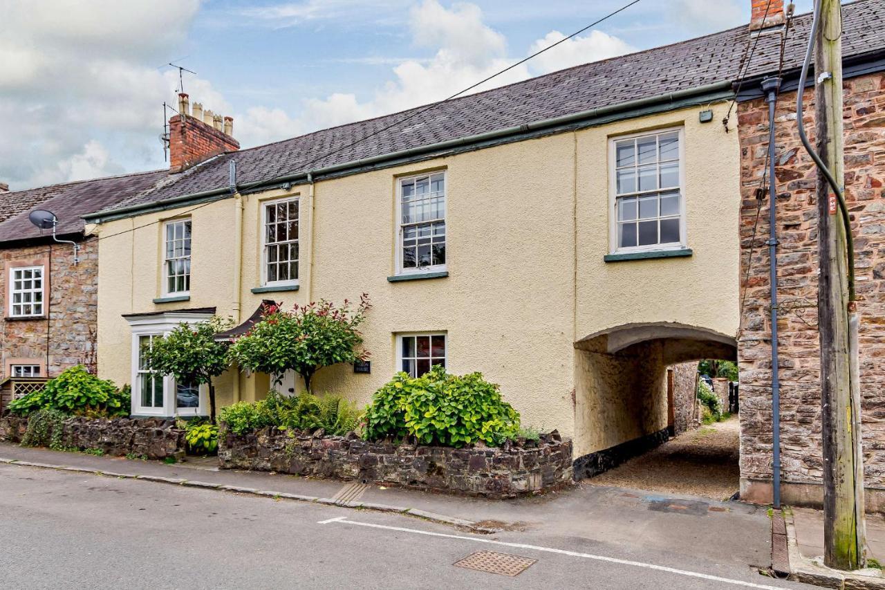 Heron House Bampton  Exteriör bild